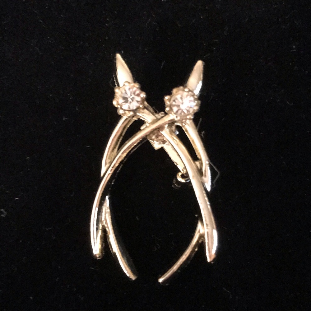 Vintage Gold Tone Double Wishbone Gem Pin